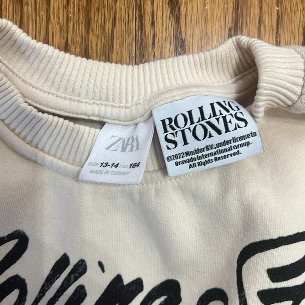 Zara Rolling Stones Sweater - Picture 3 of 4